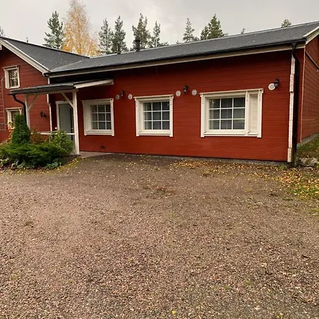 Lomahyppaeys Chalé Naantali