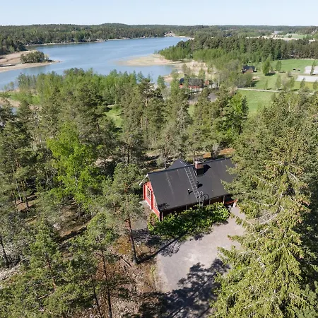 Domek alpejski Lomahyppaeys Naantali