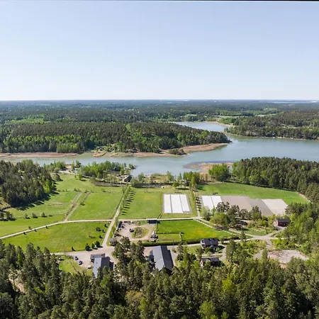 Lomahyppaeys Domek alpejski Naantali
